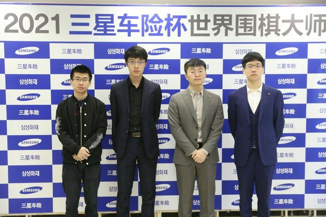 第24分钟，热那亚前场右路斜传到禁区内，巴斯克斯与尤文球员拼抢时摔倒在地，主裁判没有表示！